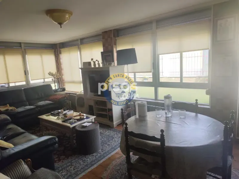 Living Room - 3-bedroom house in ES