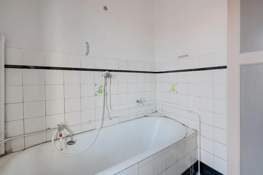 Bagni - Spacious Apartment with Balcony in Haarlem
