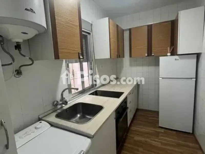 Cuisine - Semi-Reformed Flat in Hospital-Nuevo Centre