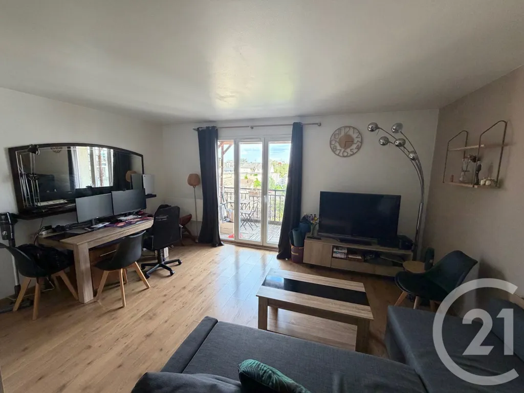 Elutuba - Furnished Flat with Balcony in Le Blanc-Mesnil