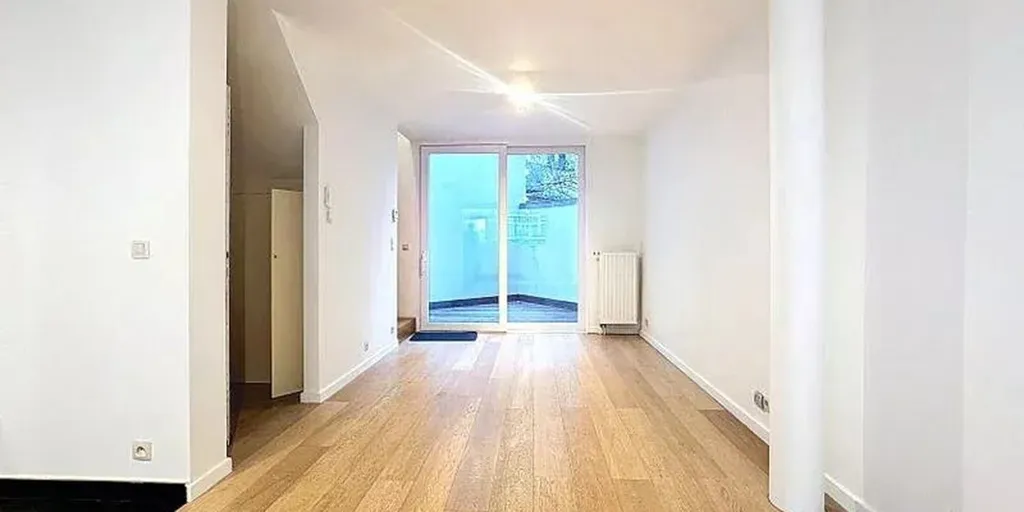 Ingresso - Duplex with Terrace in Etterbeek