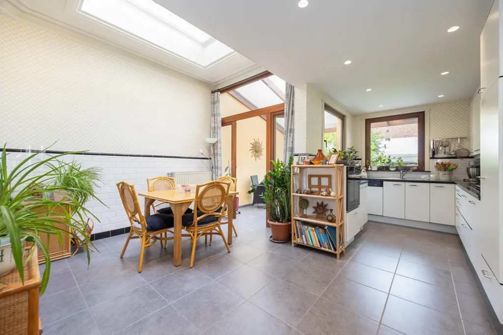 Köök - Charming Townhouse with Garden in Antwerp South