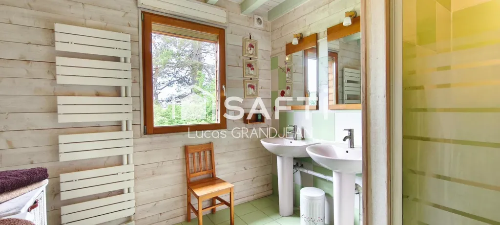 Salles de bain - Chalet avec Vue Lac et Sauna près de Chalain