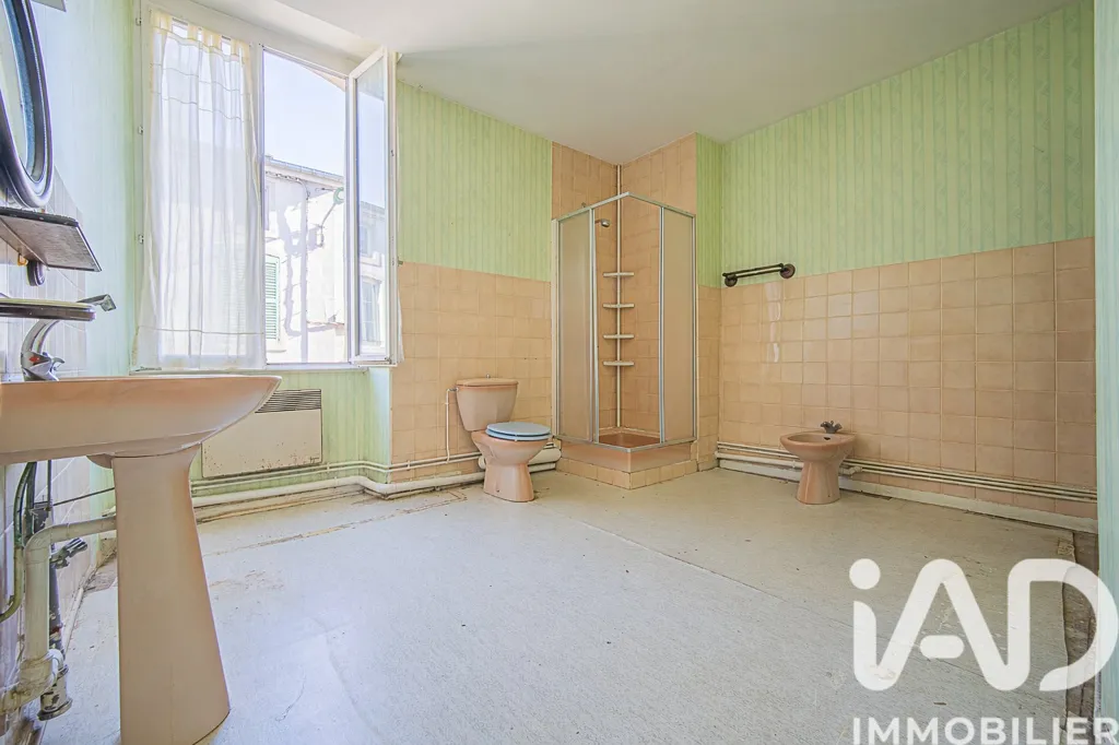 Vannitoad - Apartment with Parking in Verdun Centre