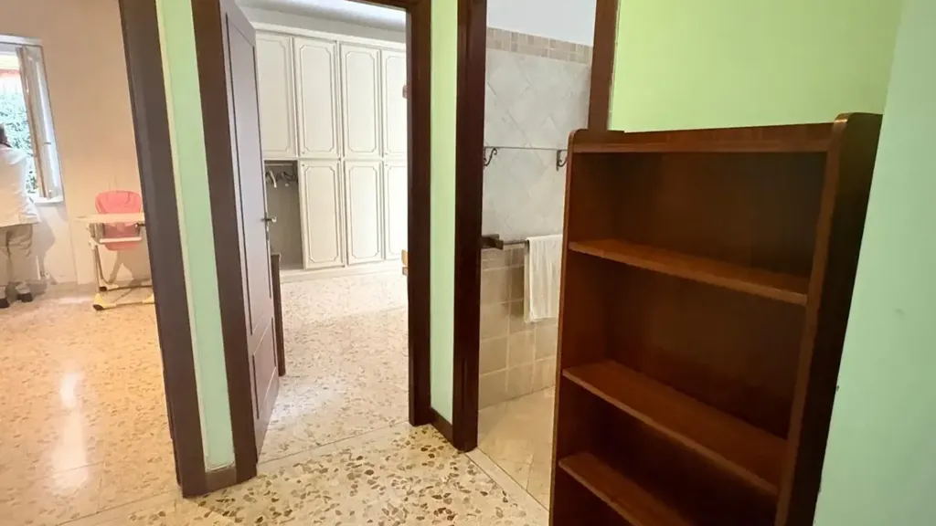 hallway_entrance