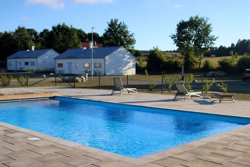 Piscine - Time-Shared Apartment with Pool in Österlen