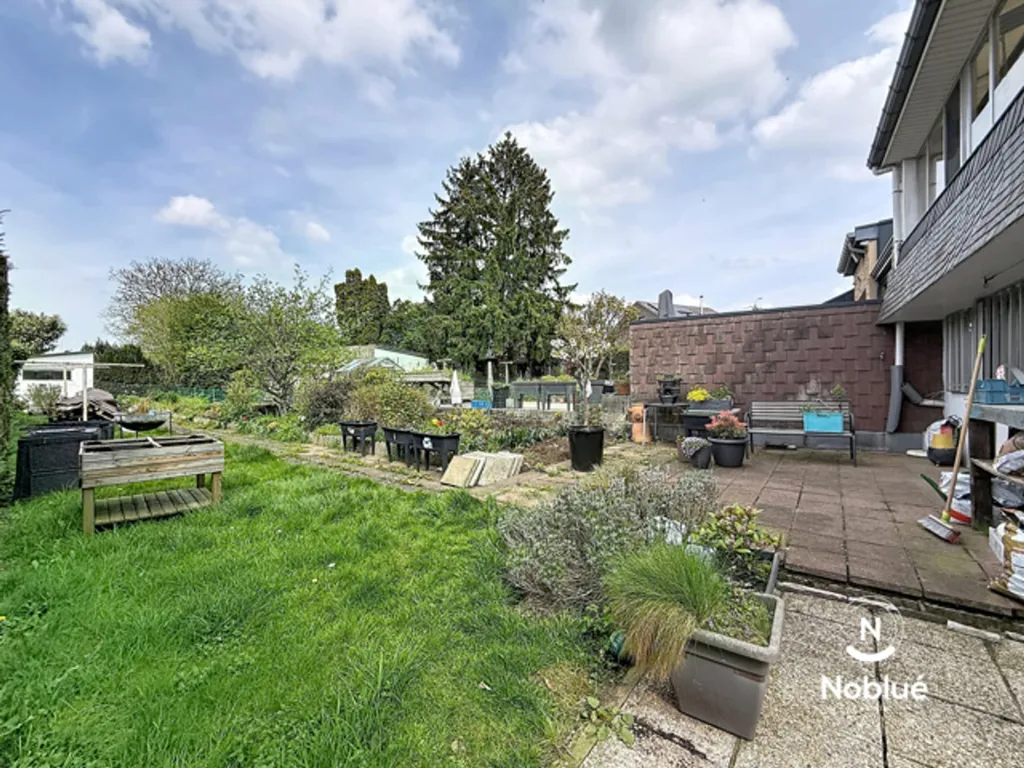 Garden - Spacious House with Garden in Stembert Centre