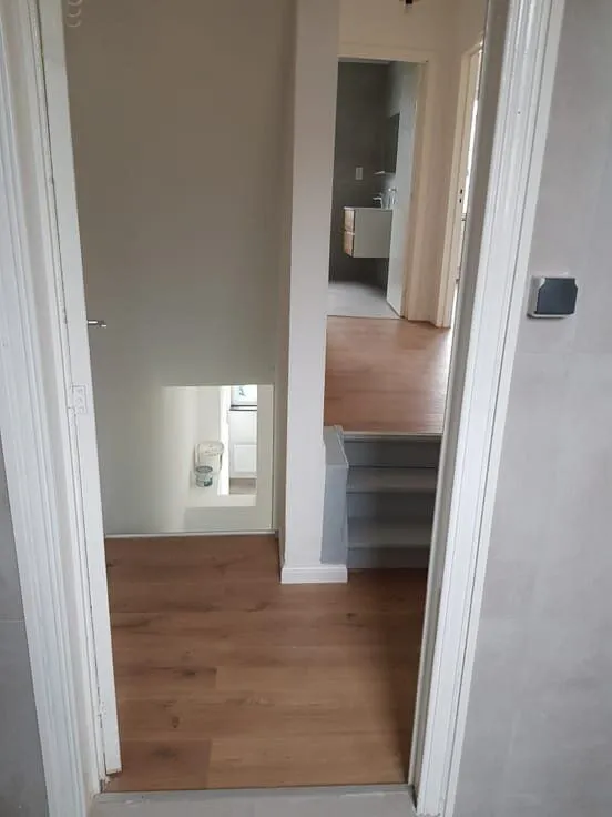 Hallway - House with Garden in Monceau-sur-Sambre