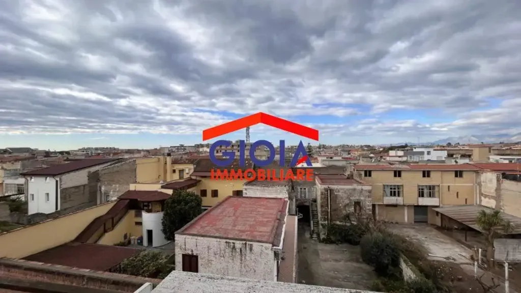 Terrass - Spacious Apartment with Terrace in Mondragone