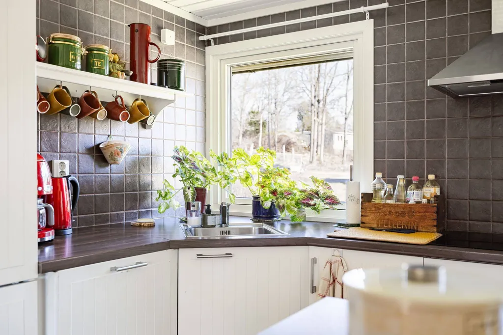 Cuisine - Villa with Garden near Linköping