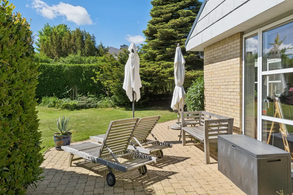 Terrasse - 1966 Villa with Garden in Hørsholm