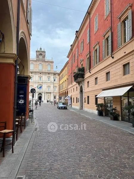Arched Apartment in Historic Centre, Modena