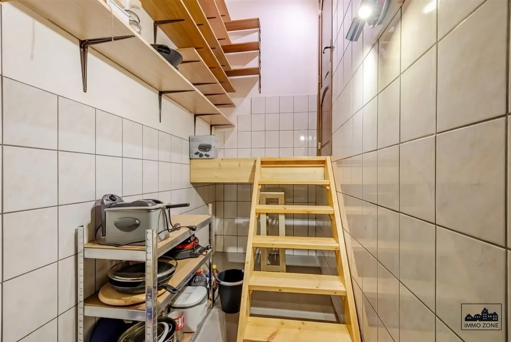 Buanderie - Maison avec Terrasse et Garage à Temse