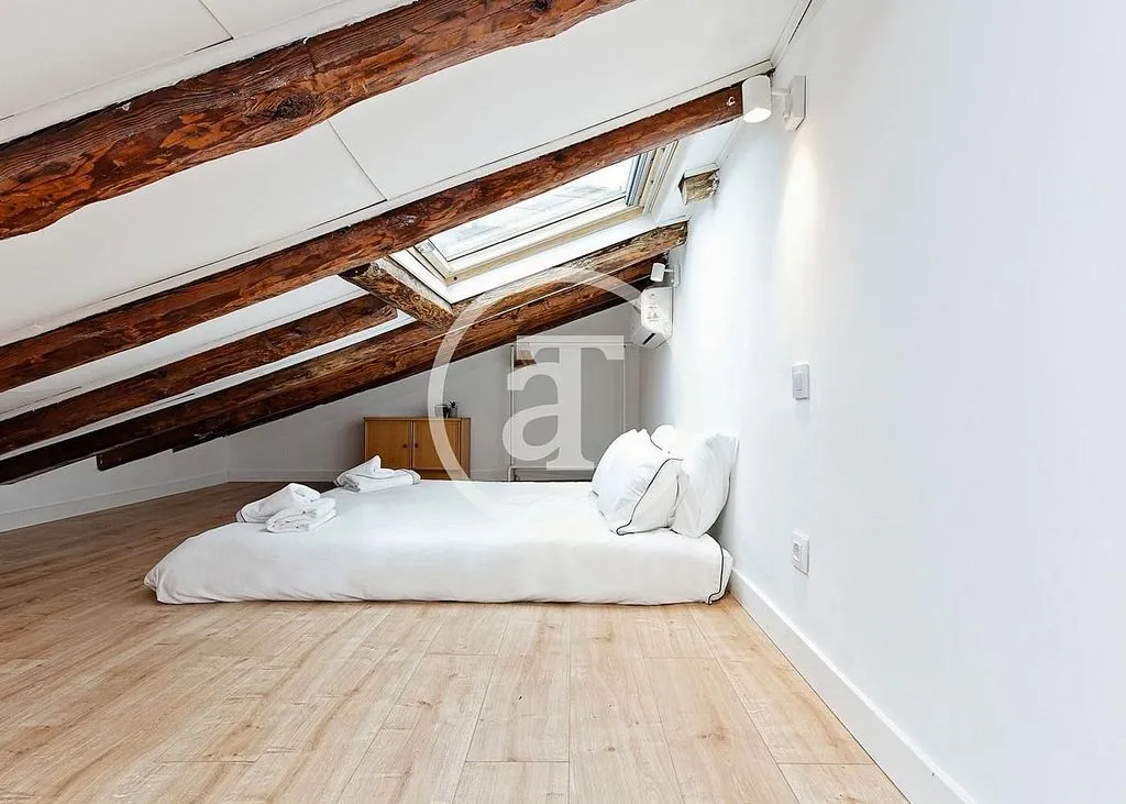 Pièces - Modern Duplex with Ascensor in Malasaña