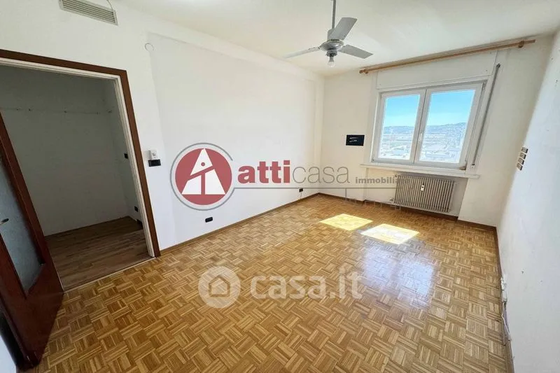 Rooms - Bi-Level Attic Apartment with Sea View in Trieste