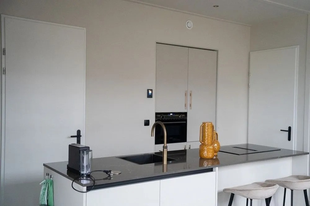 Cuisine - Modern House with Garden in Eck En Wiel