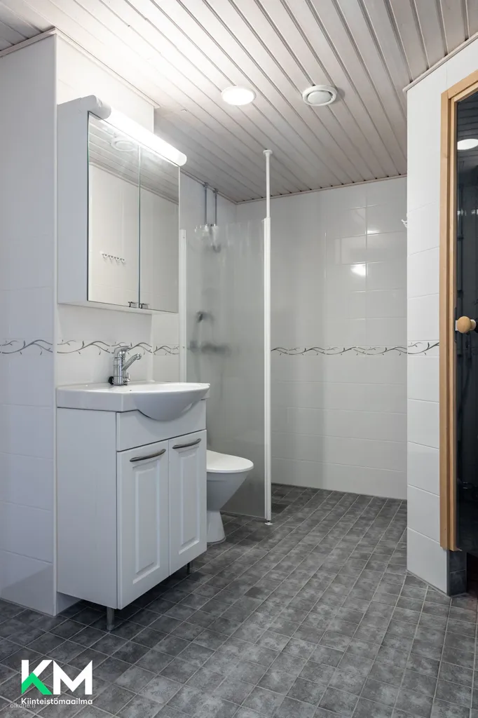 Bagni - Modern Flat with Private Sauna in Lahti Centre