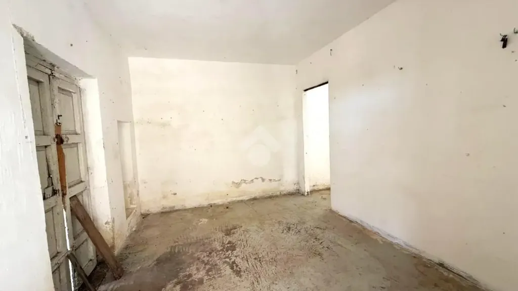 Toad - Independent House with Storage in Mesagne
