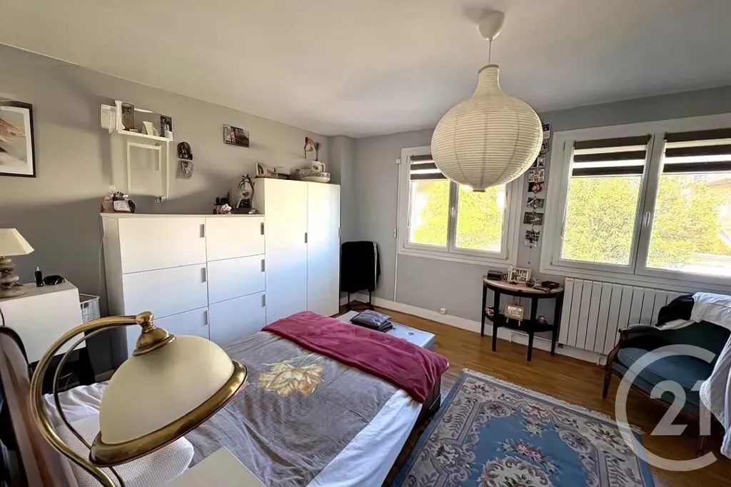 Chambres - Maison Rénovée avec Jardin à Blagnac