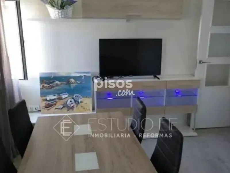Salle à manger - Furnished Flat with Central Heating in Salamanca