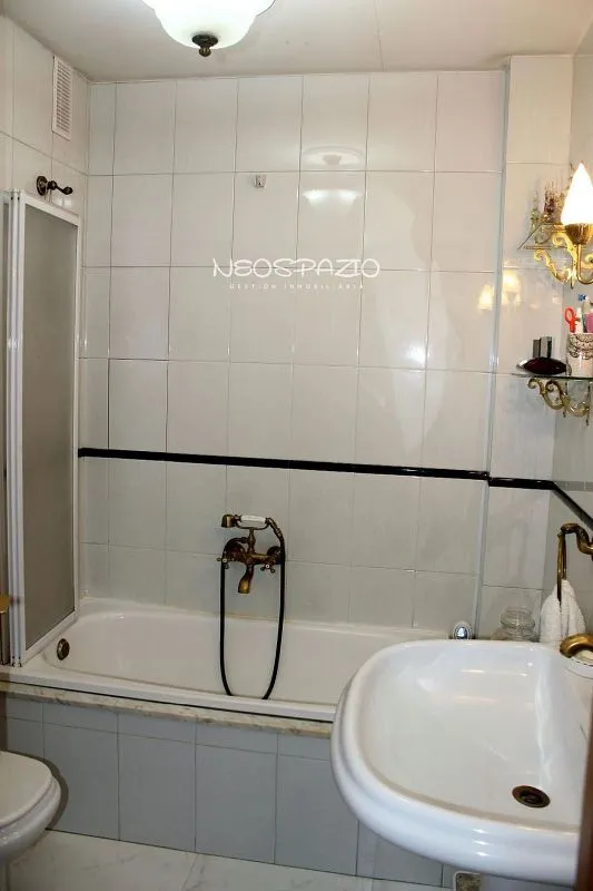 Vannitoad - Bright Apartment with Terrace in Lugo