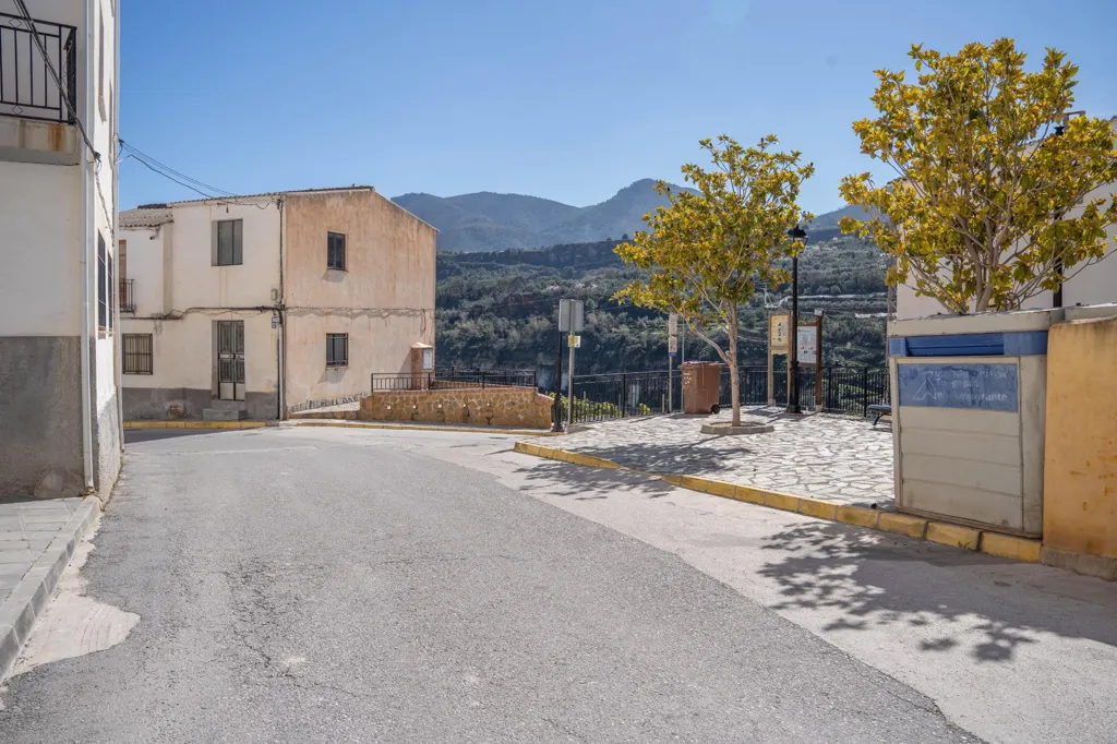 Extérieur - Two-Storey House with Terrace in Albuñuelas