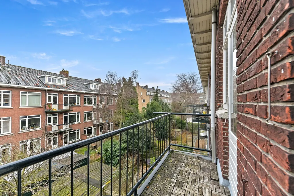 Balcon - Renovated Apartment with Balcony in Blijdorp