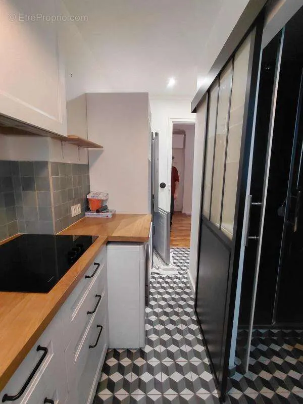 Köök - Studio in Characterful Building, Rue Pierre Demours