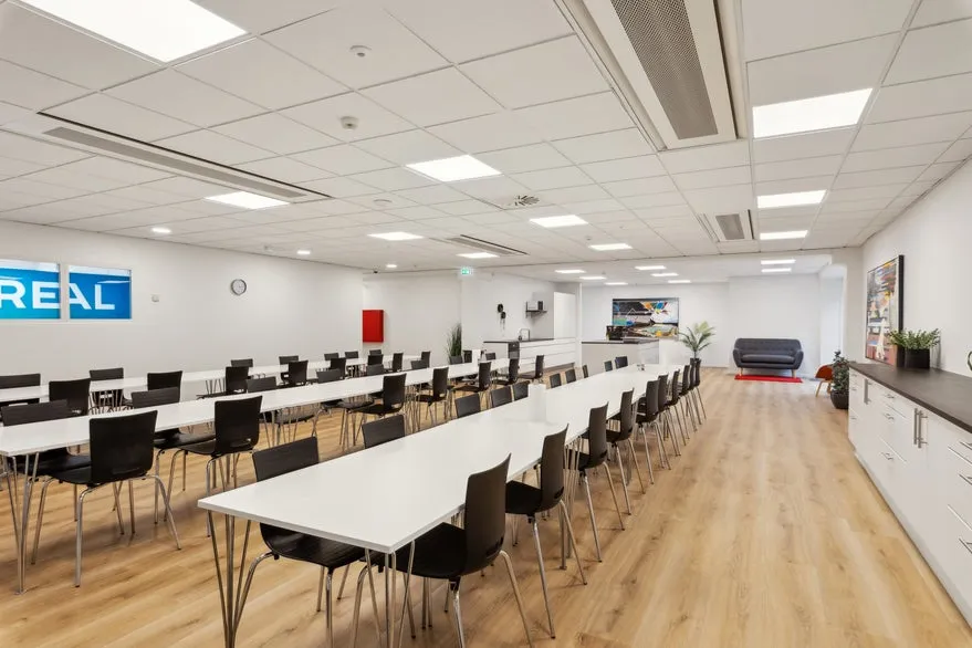 Salle à manger - Office Space with Elevator Access in Randers