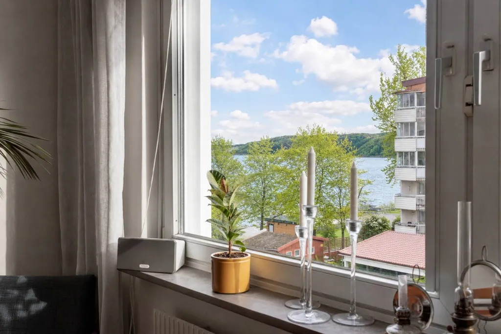 Elutuba - Apartment with Waterfront View in Jönköping