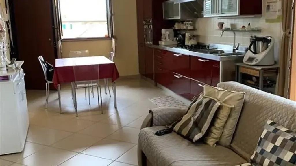 Appartement 2 pièces à IT