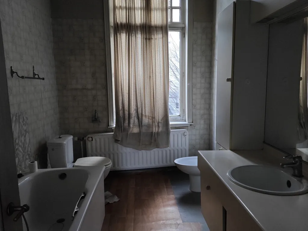 Salles de bain - Herenhuis avec Potentiel Commercial au Centre d'Aarschot