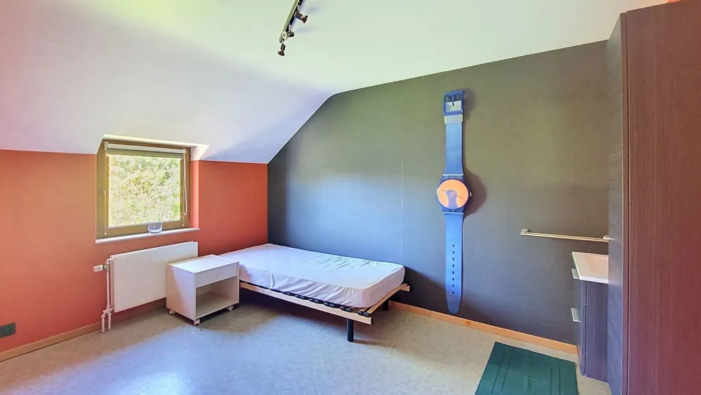 Chambres - Villa avec Espace Professionnel à Haillot