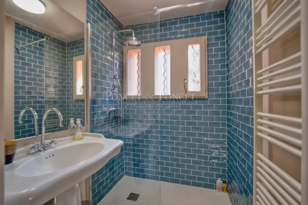 Salles de bain - Maison 7 pièces à Montpellier