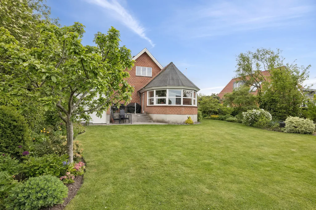 Garden - Rustic Villa with Garden in Viborg