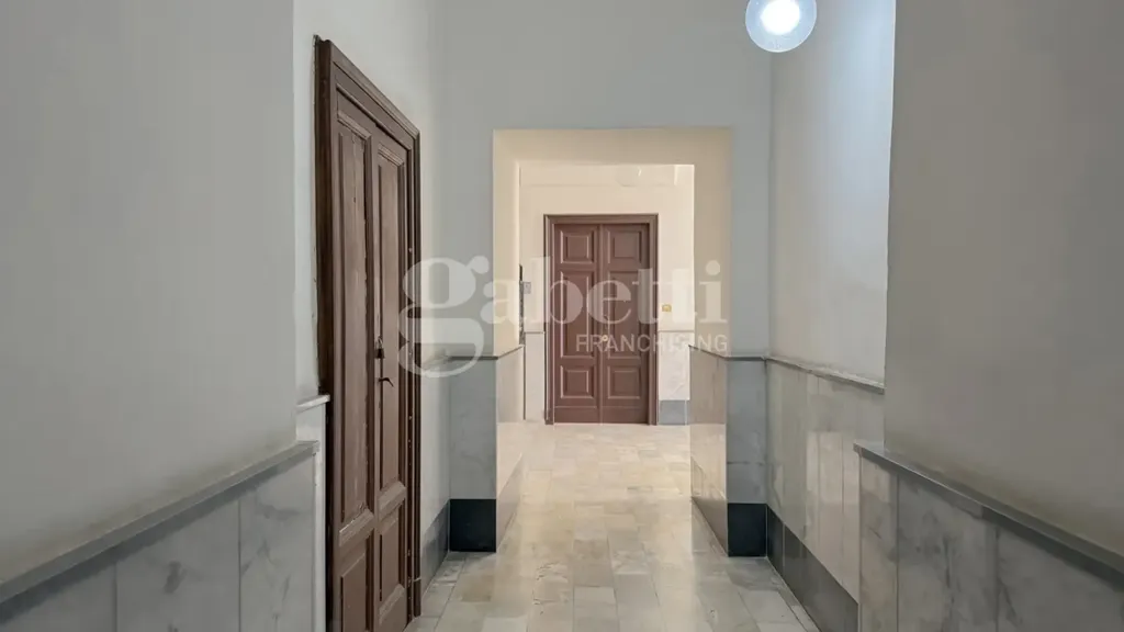 Entrée - Bright Trilocale with Park View in Naples