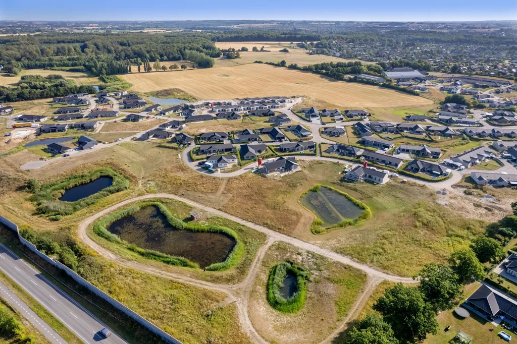 Õhuvaade - Year-Round Plot with 5G Coverage in Næstved