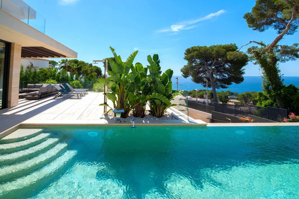 Piscine - Modern Villa with Sea Views in Sant Antoni