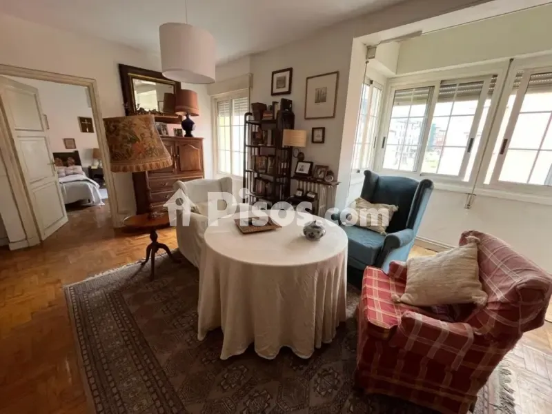 Séjour - Bright Apartment with East-West Orientation in Santander