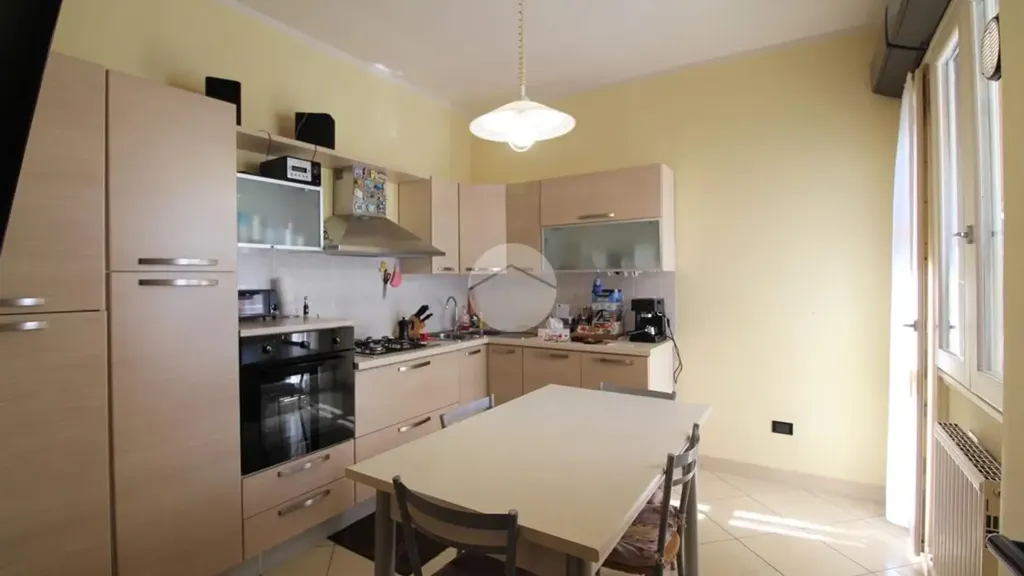 Cuisine - Panoramic Apartment with Balcony in Terni