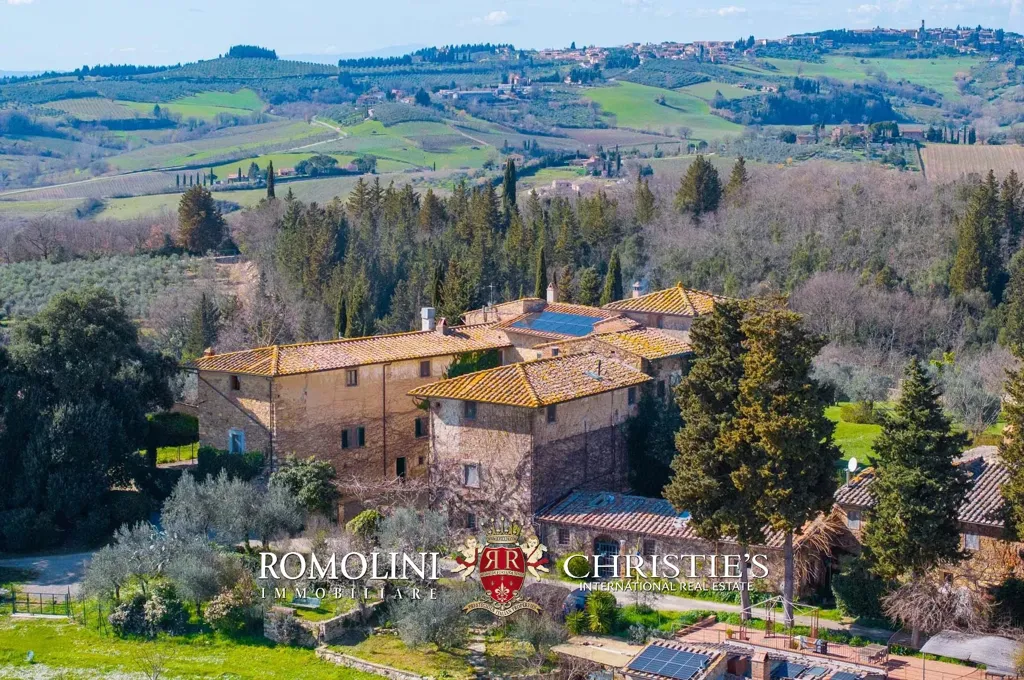Õhuvaade - Historical Villa with Pool in Chianti Hills