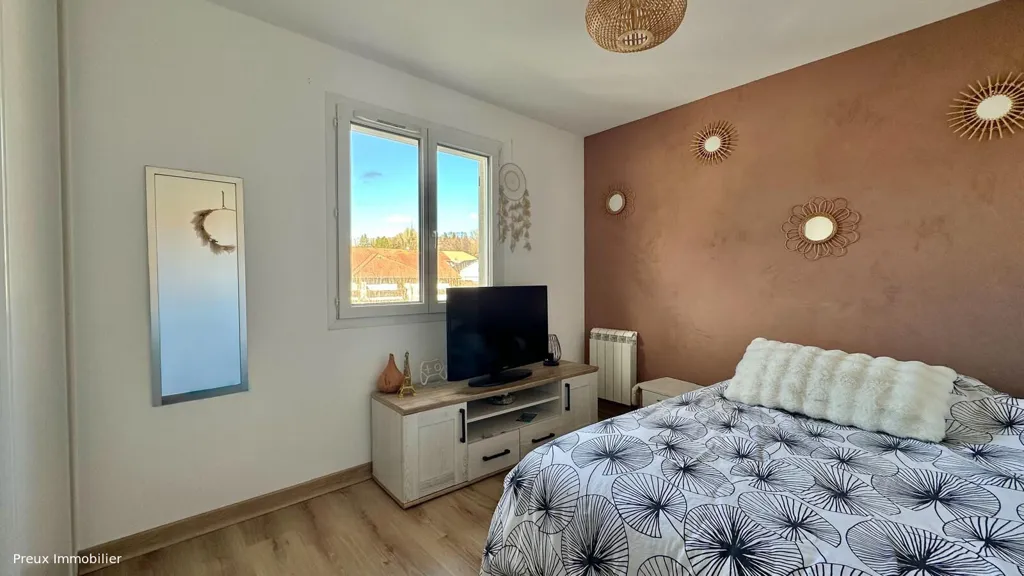 Chambres - Appartement Traversant avec Terrasses à La Balme De Sillingy