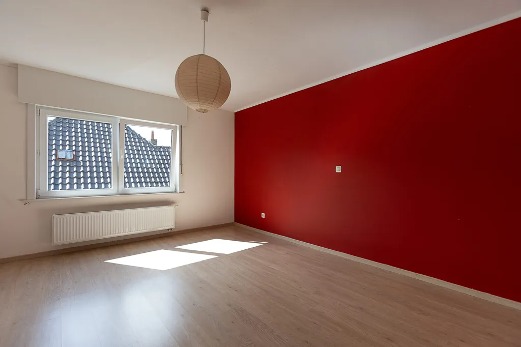 Pièces - Maison avec Jardin et Garage à Aalter