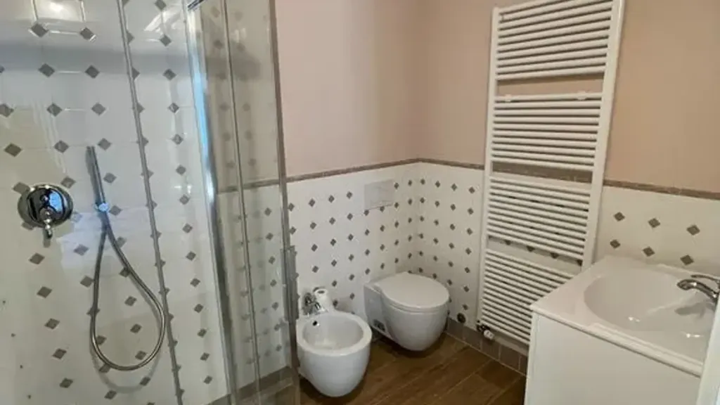 Salles de bain - Villa with Garden in Forte Dei Marmi