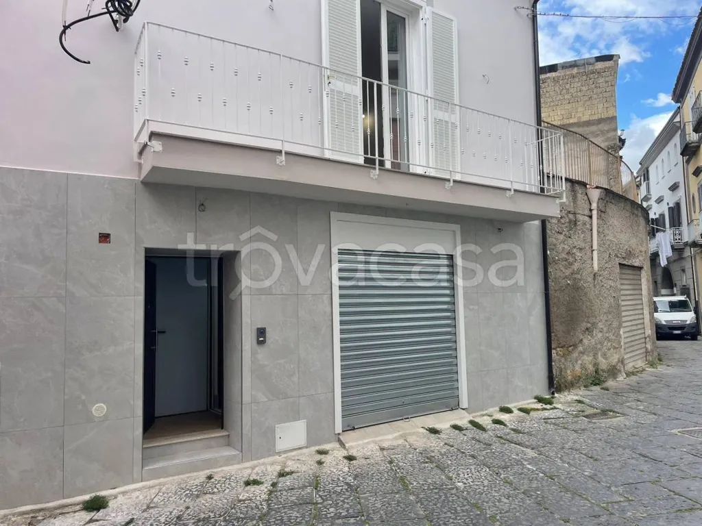 Extérieur - Modern Villa with Balcony in Aversa