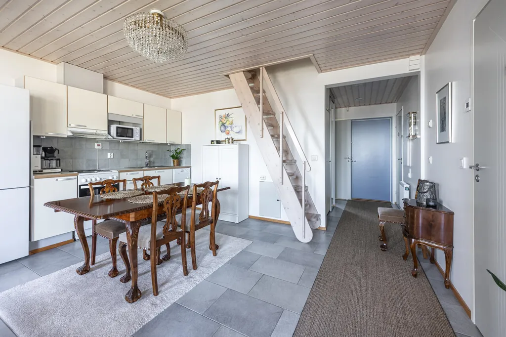 Salle à manger - Two-Bedroom Cottage with Sauna in Sastamala