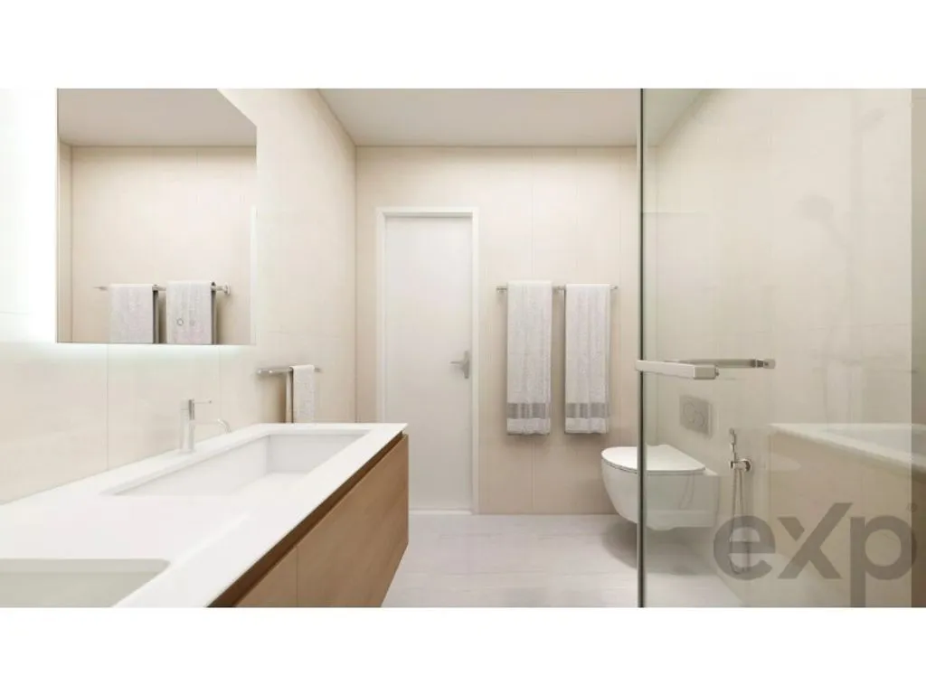 Salles de bain - Penthouse Flat with Courtyard in Downtown Lisbon