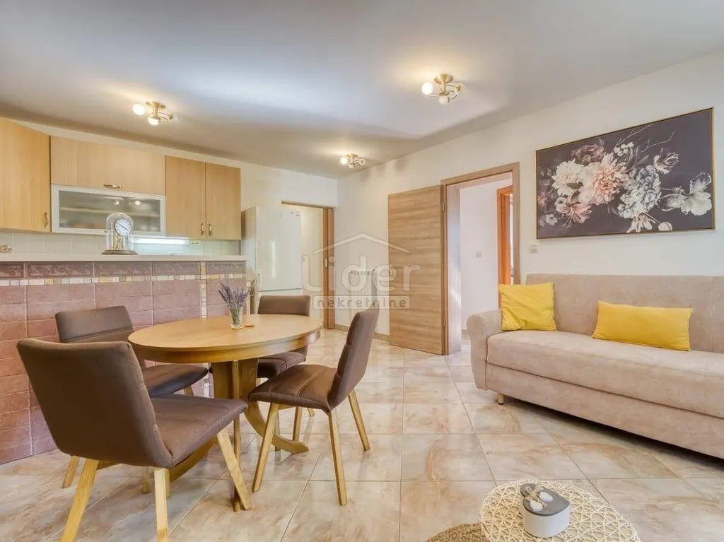 Soggiorno - Spacious 1+1 Apartment with Terrace in Klana