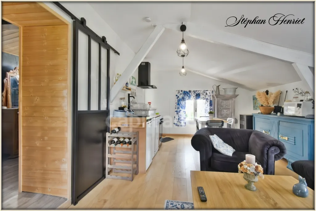 Soggiorno - Two-Unit House with Income Potential in Ardennes