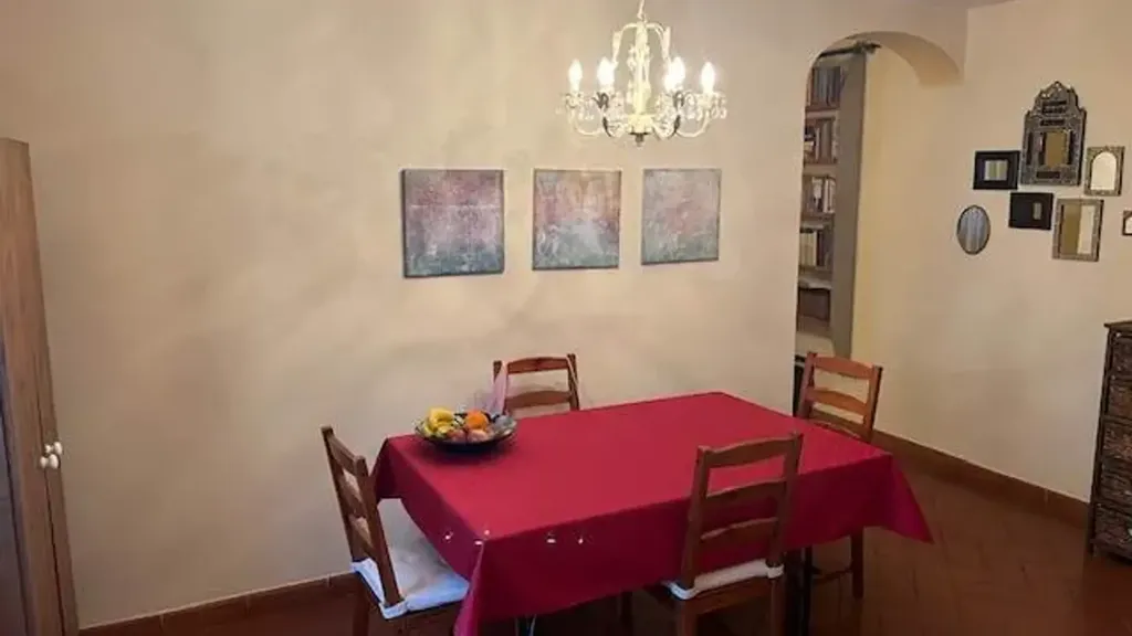 Sala da pranzo - Bright Apartment with Panoramic View in Florence